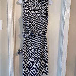 ILE Black and white diamond printed dress